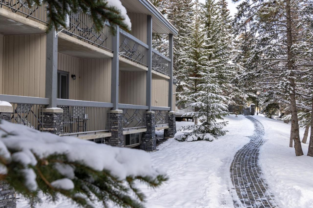 Tunnel Mountain Resort Banff Esterno foto