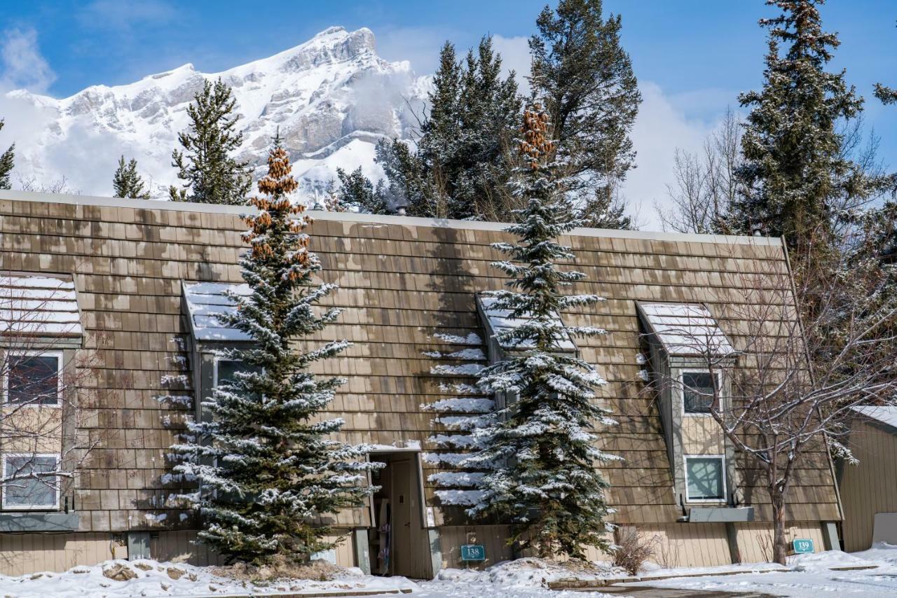 Tunnel Mountain Resort Banff Esterno foto